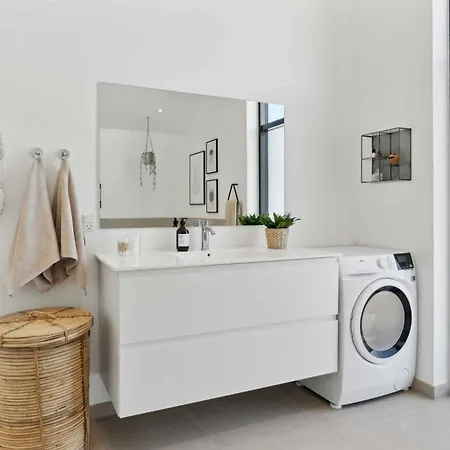 Modern On Beautiful Langeland * Nordenbro Vesteregn