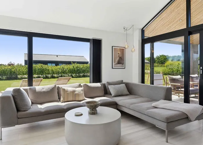 Modern On Beautiful Langeland Nordenbro Vesteregn