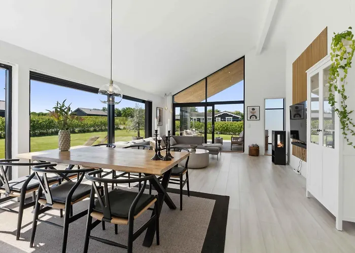 Modern On Beautiful Langeland Nordenbro Vesteregn